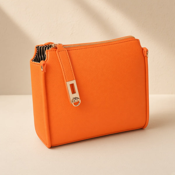 Fascia Shoulder Bag — Cuovelle studio shot