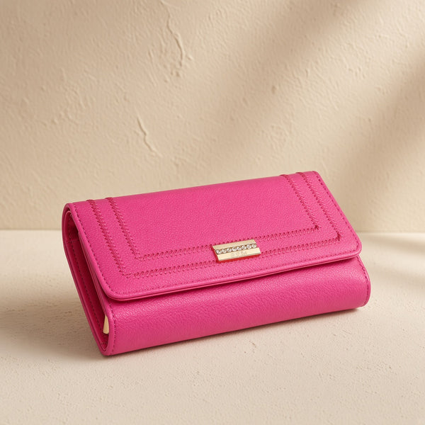 Filo Trifold Purse — Cuovelle studio shot