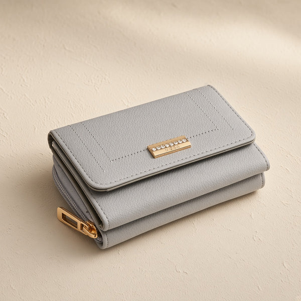 Punto Compact Purse — Cuovelle studio shot