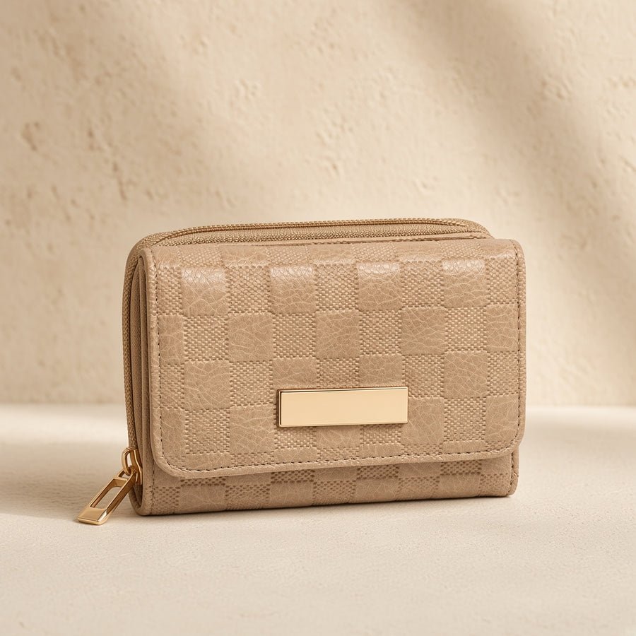 Quadro Compact Purse — Cuovelle studio shot